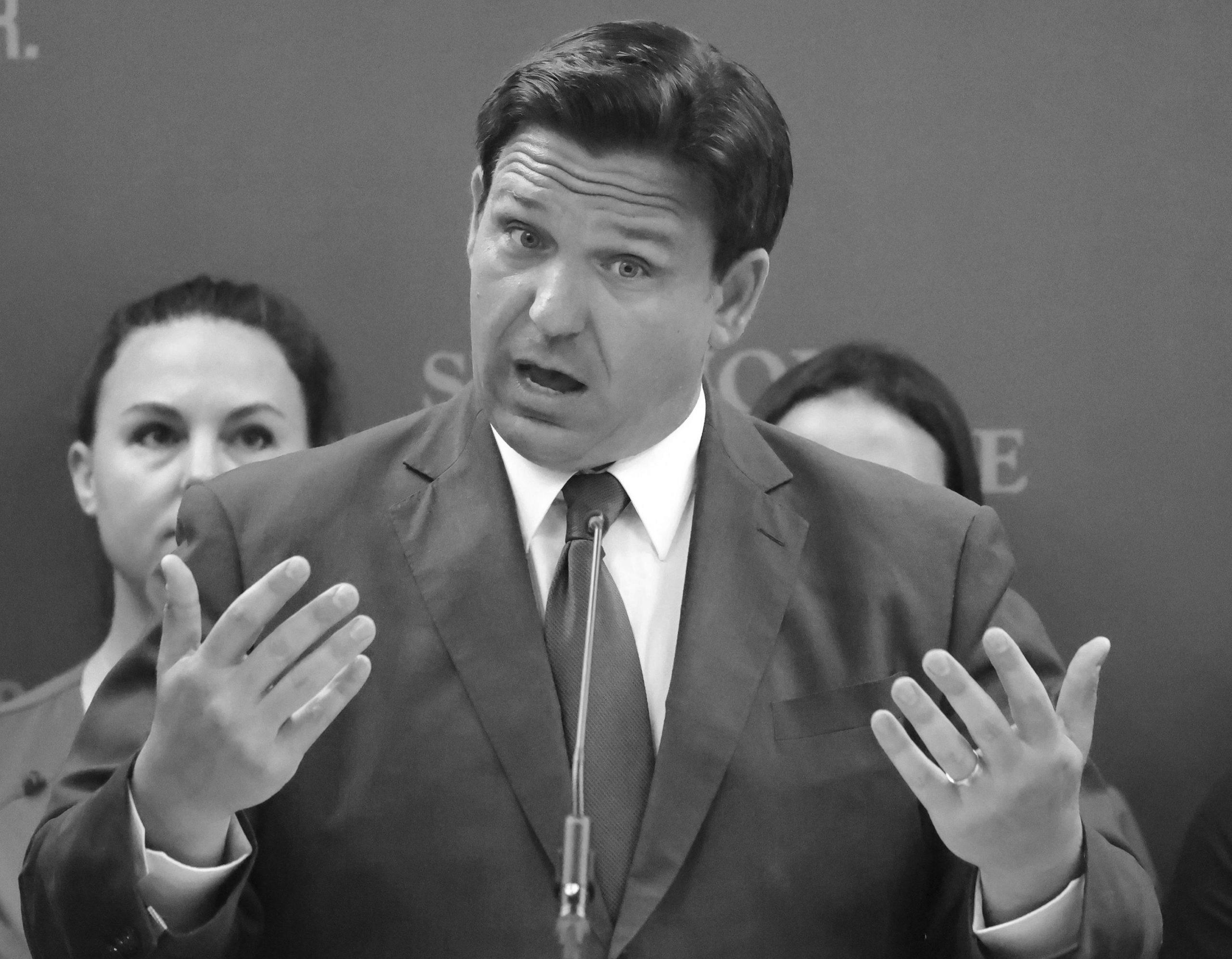 Ban on protests in entrance of properties signed by Gov. DeSantis
