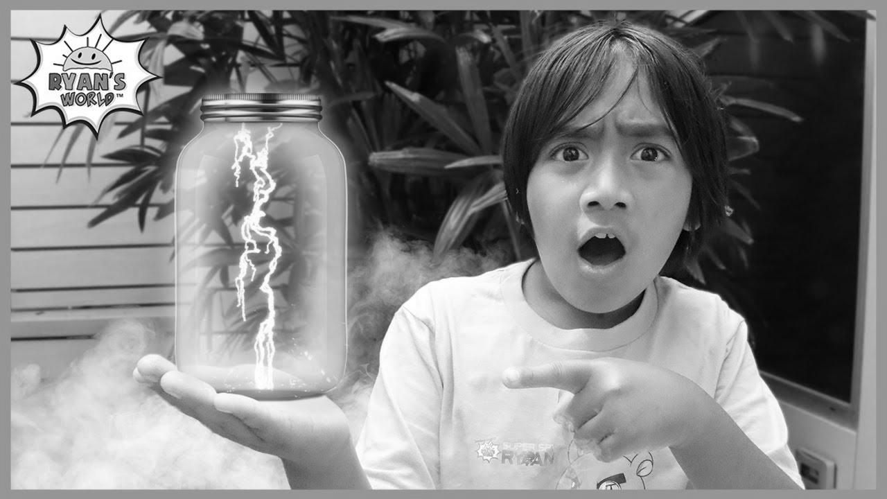 {How to|The way to|Tips on how to|Methods to|Easy methods to|The right way to|How you can|Find out how to|How one can|The best way to|Learn how to|} Make Lightning In a Bottle DIY Science Experiments {for kids|for teenagers|for youths}!